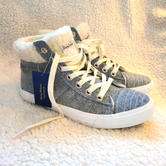Tommy Bahama - NWT - gray denim look with faux shearling high-top sneake… - Picture 3 of 12